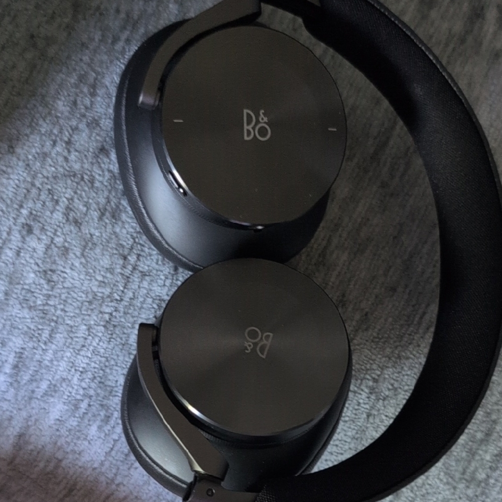 Bang & Olufsen H95S Headphones